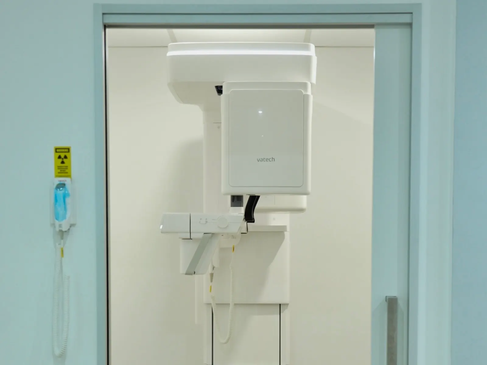 The clinic's panoramic X-ray room